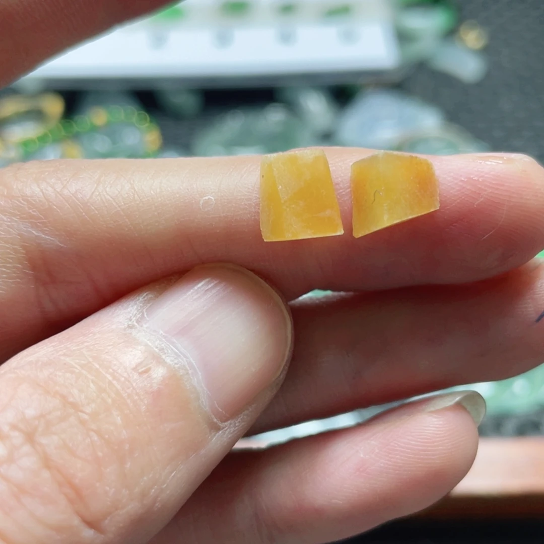 咕***卡定制翡翠未镶嵌翡翠