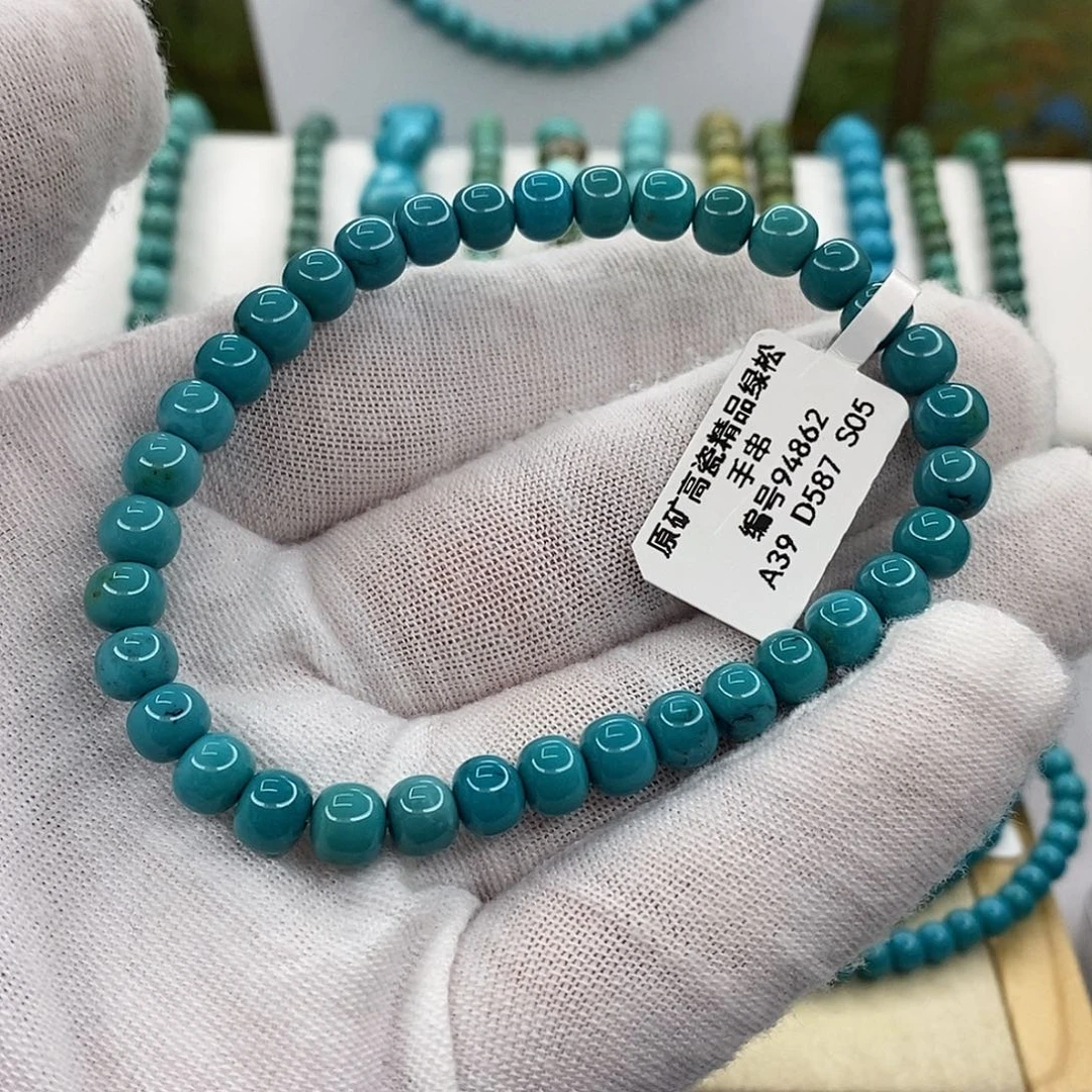 绿松石未镶嵌珠宝奇石6