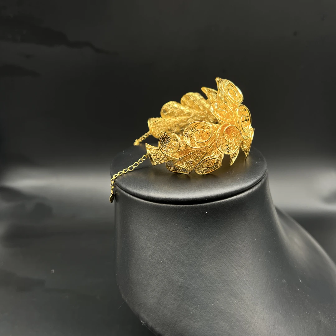 足银手镯 قاپلىما ئالتۇن J-1.93 Y-33.23克