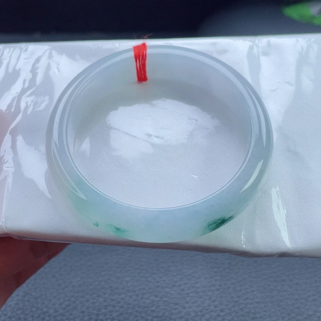 翡翠未镶嵌手镯正圈56