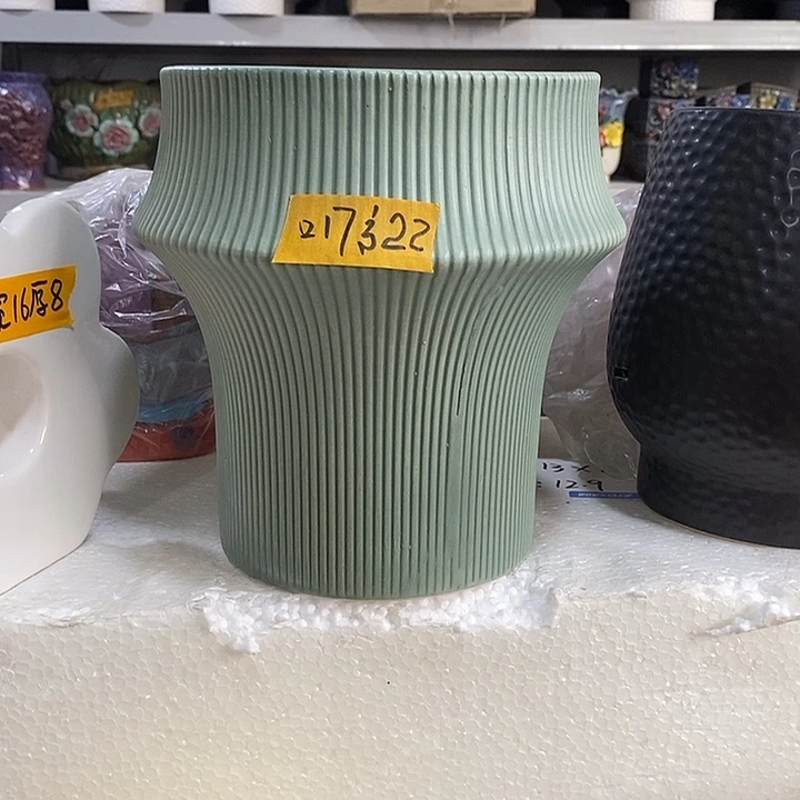 摆件陶盆有孔 微瑕介意勿拍