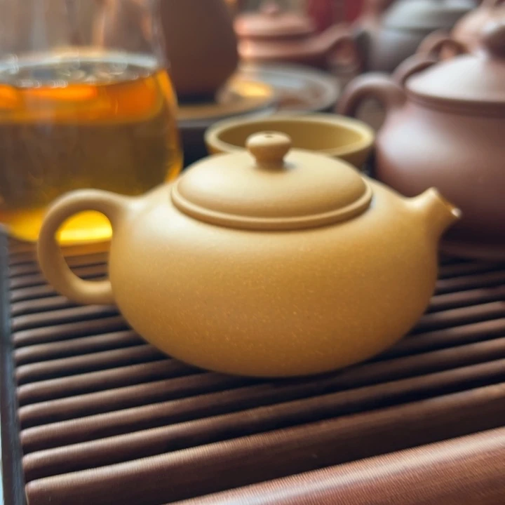 茶壶紫砂黄金西施150cc