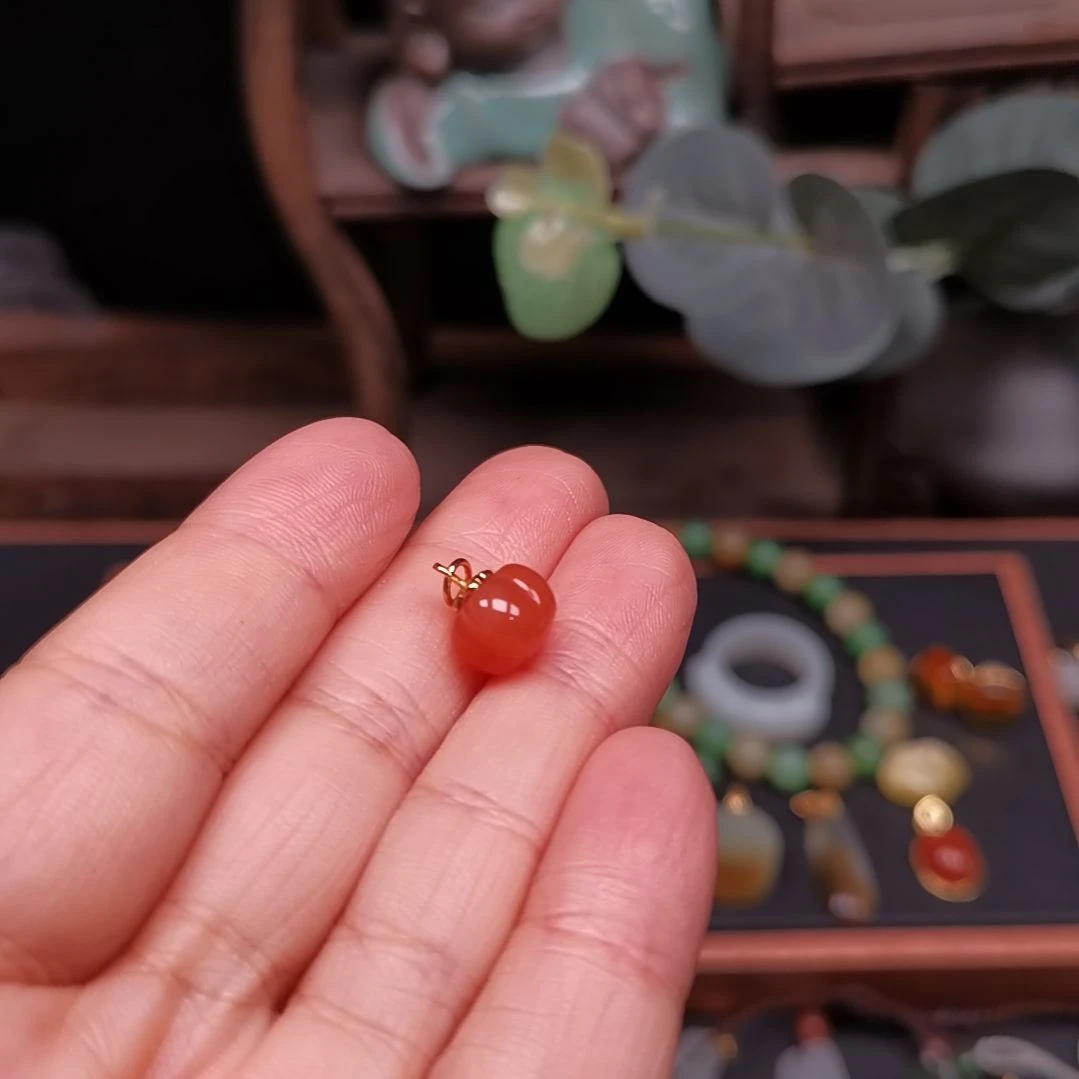 易***寒南红玛瑙银S925镶嵌颈饰带银链