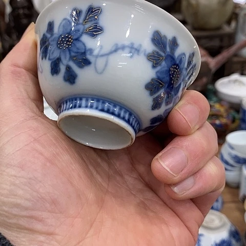 茶具的，我在外面吃饭呢