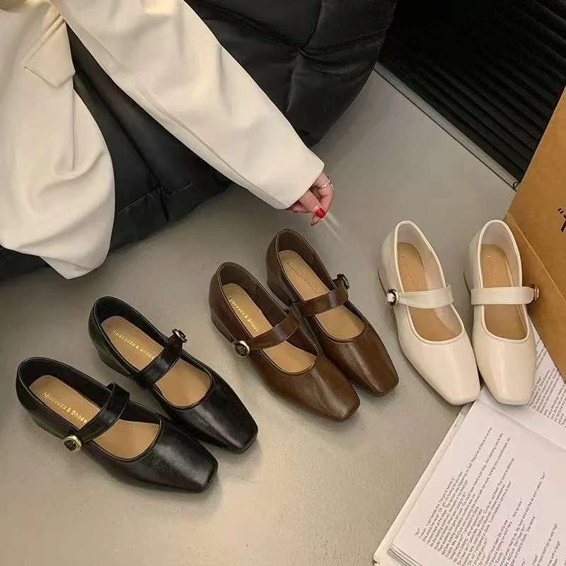 【21-28】法式尖头皮鞋纯色秋季粗跟鞋子浅口玛丽珍鞋复古单鞋H0314