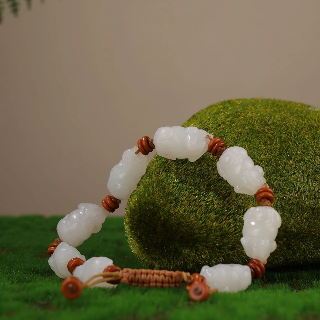 XX9587二十世纪和田玉手链