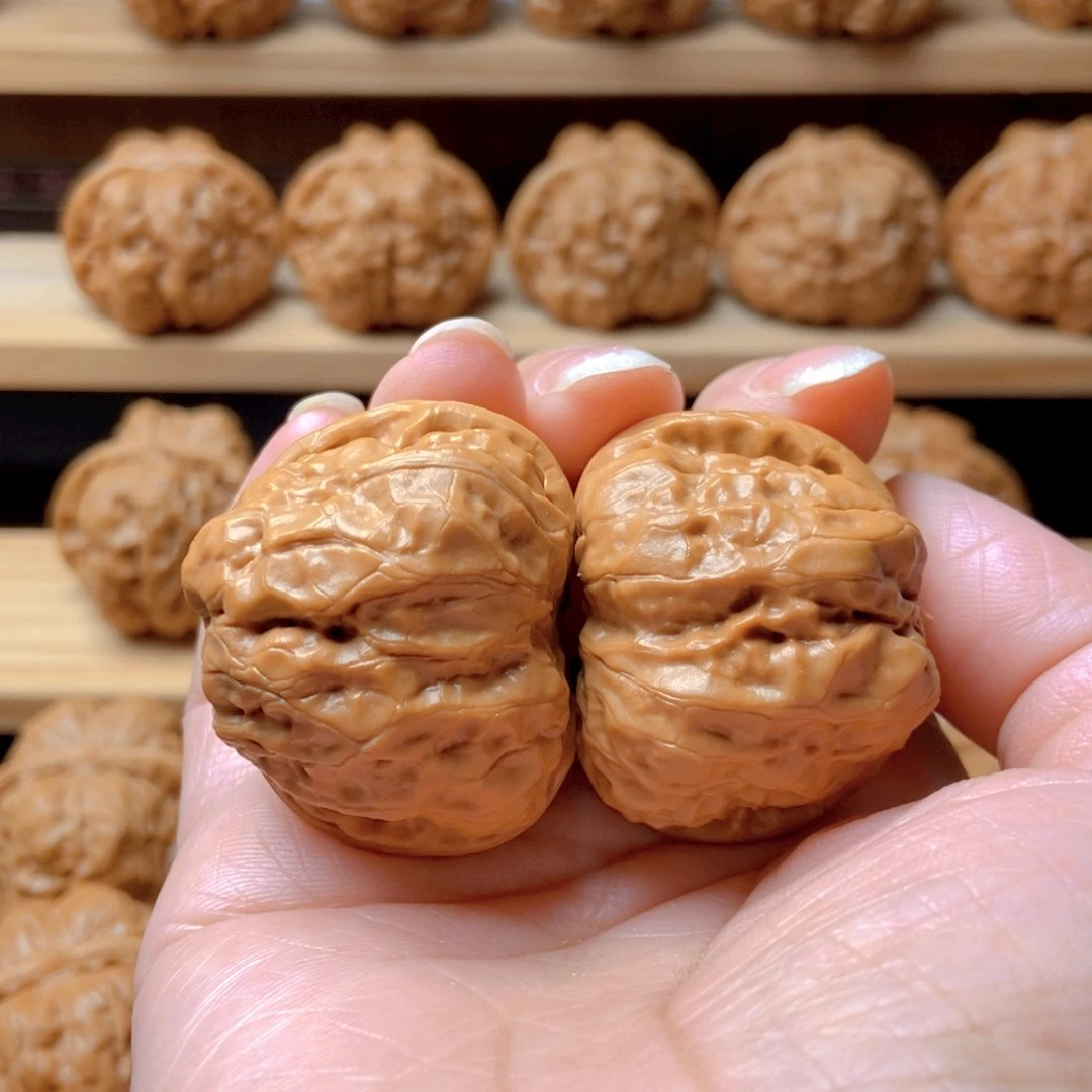 文玩核桃吊坠蛤蟆头