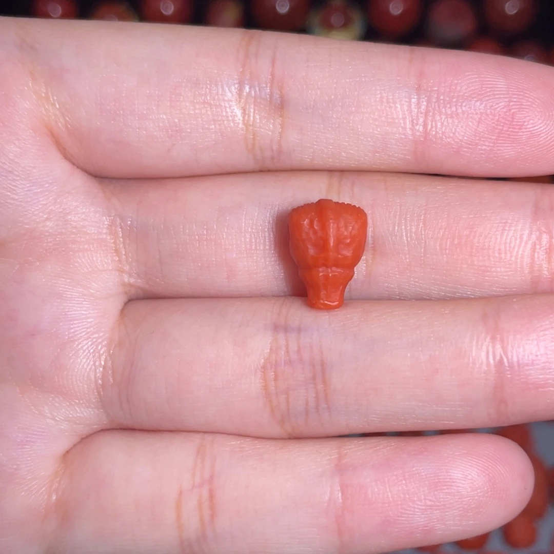 南红玛瑙未镶嵌百香籽雕刻三通9mm
