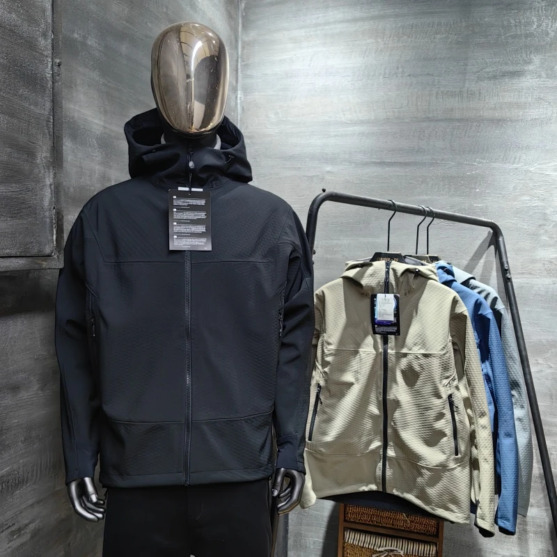 MC21363 全缝隙压胶防风防水软壳冲锋衣男子春秋内里方格薄绒外套