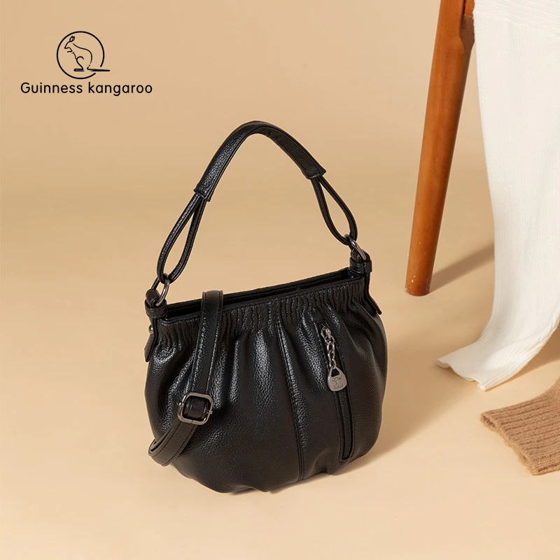 吉尼斯袋鼠真皮质感小包女士新款包手提式单肩斜跨包妈妈包婆婆包