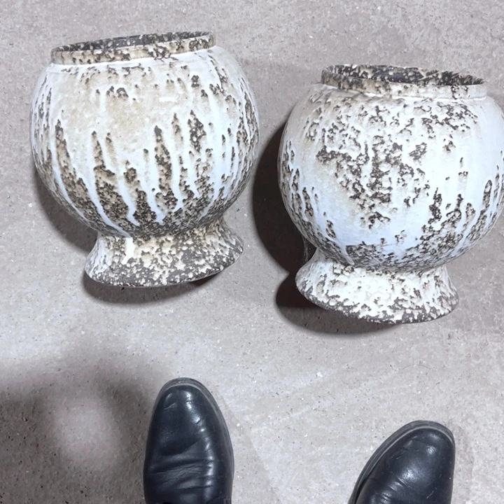 紫砂花盆口径15高度20两只正品
