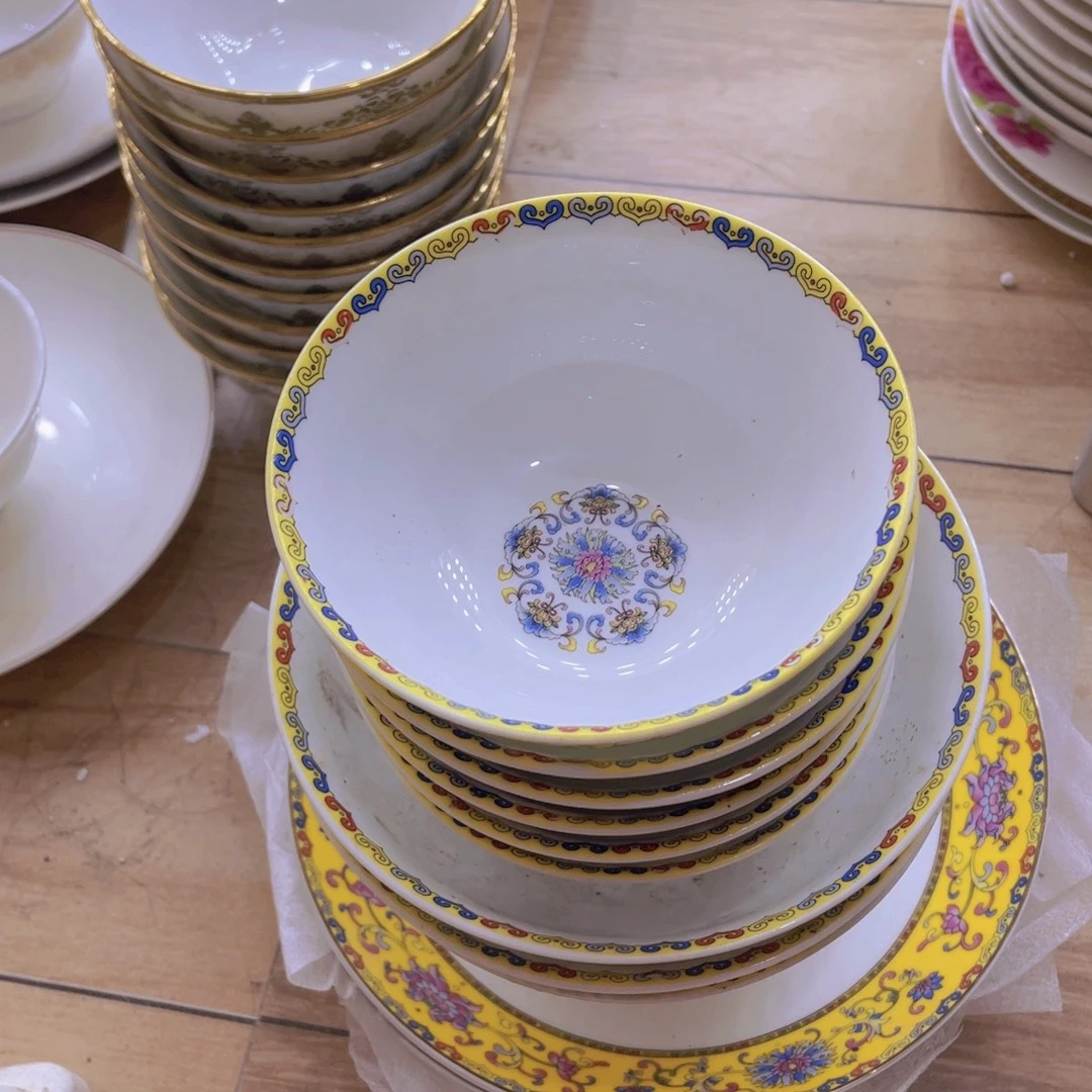 36%以上骨粉骨瓷景德镇骨瓷珐琅彩碗6个8寸盘6个面碗3个