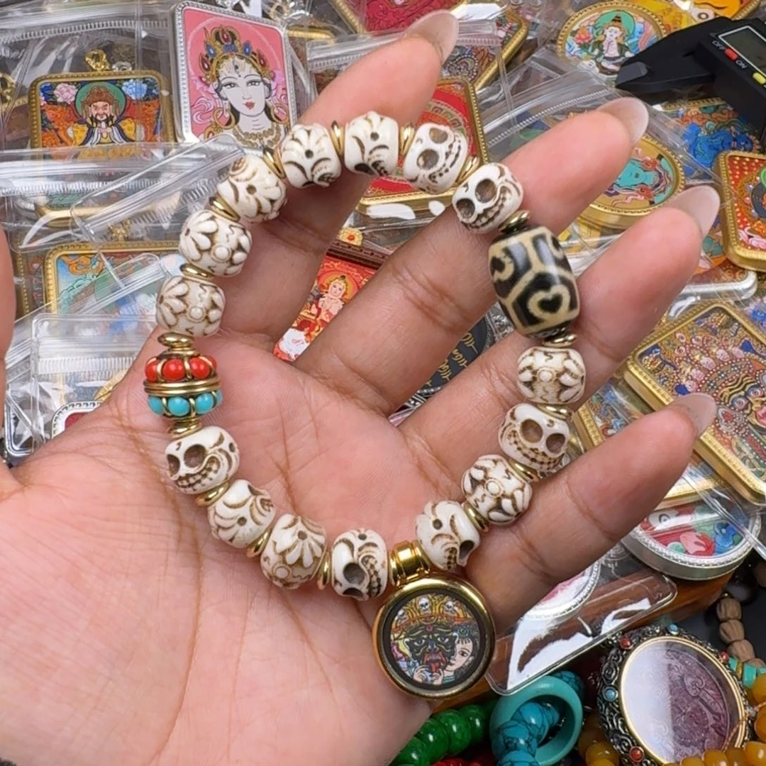 泥塑豆*?藏式风格彩绘泥塑擦擦