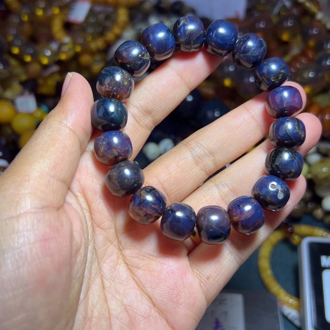 未镶嵌琥珀珠宝奇石732