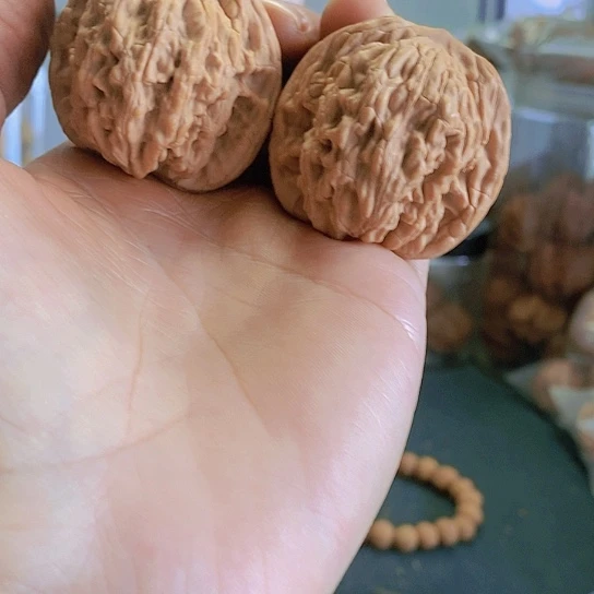 【闪购商品】把件文玩核桃42虎头