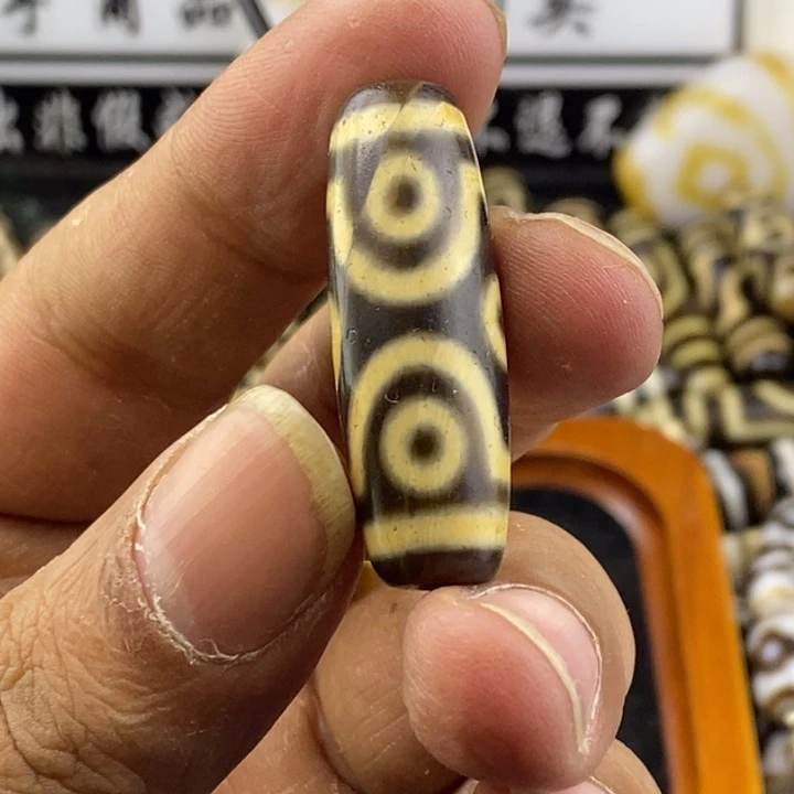 只买单纯的吊坠，没带链子，属的性质。