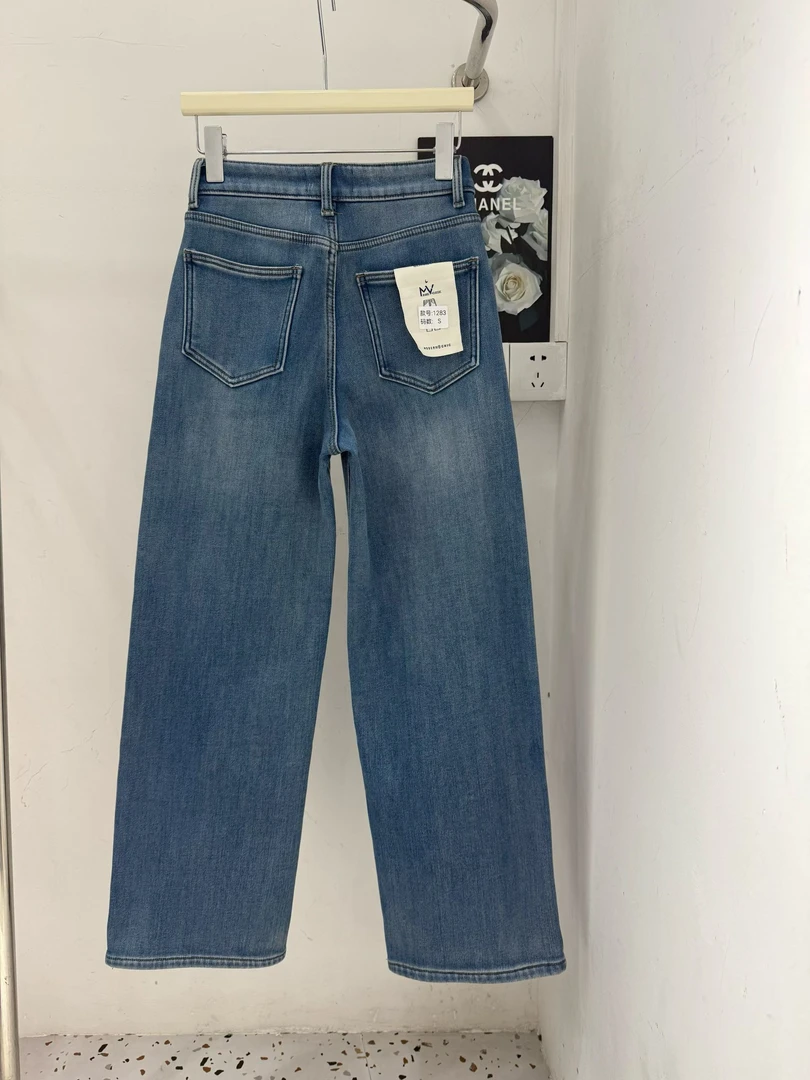 MV直筒阔腿裤显瘦反季蓝色时尚