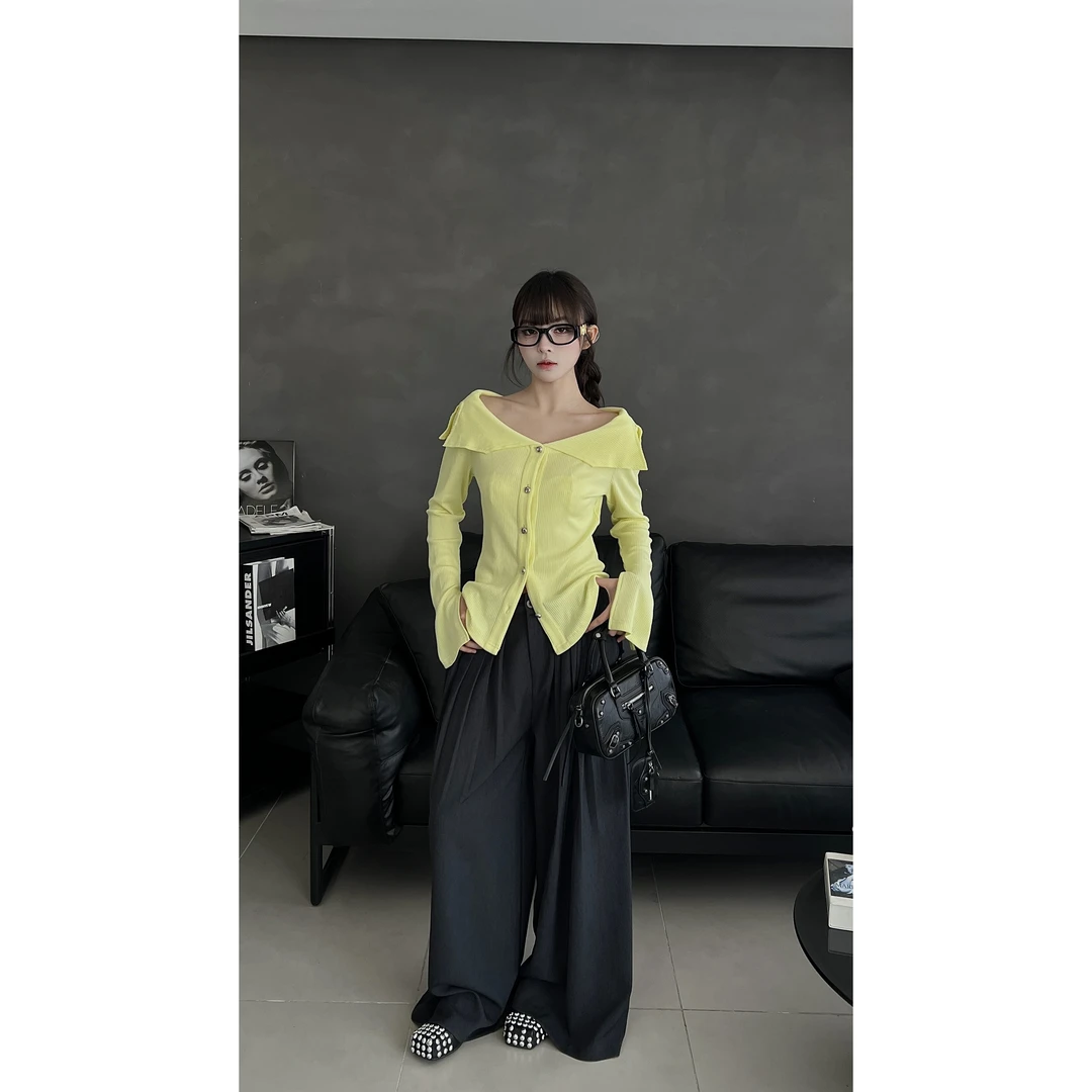 雨哥法式辣妹一字肩大翻领长袖针织上衣女高级气质T恤