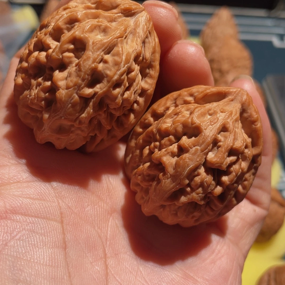 郝***峰吊坠文玩核桃42红锦鲤