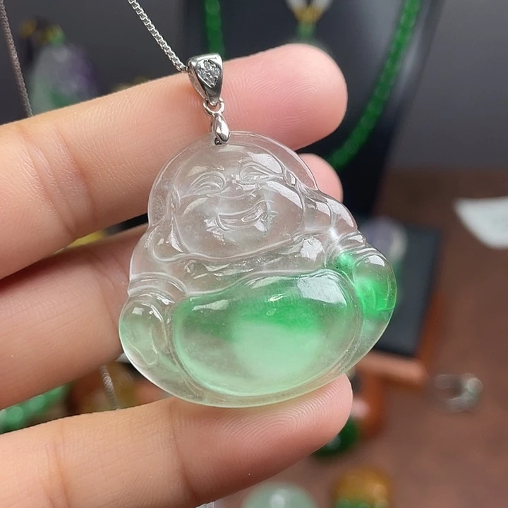 翡翠未镶嵌吊坠(赠链)