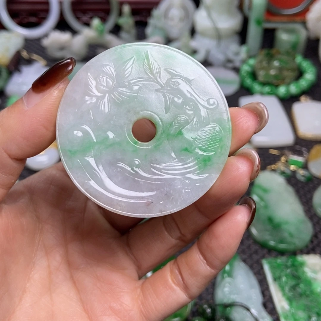 (***)翡翠未镶嵌挂件清