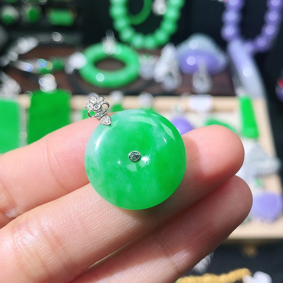 翡翠18K金镶嵌吊坠(不含链)