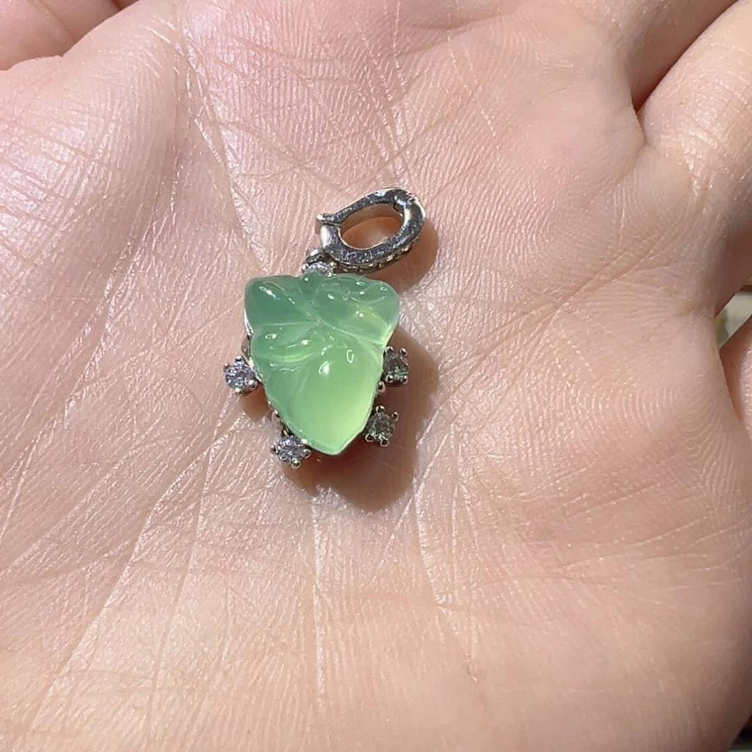 玛瑙/玉髓颈饰银S925镶嵌葡*?