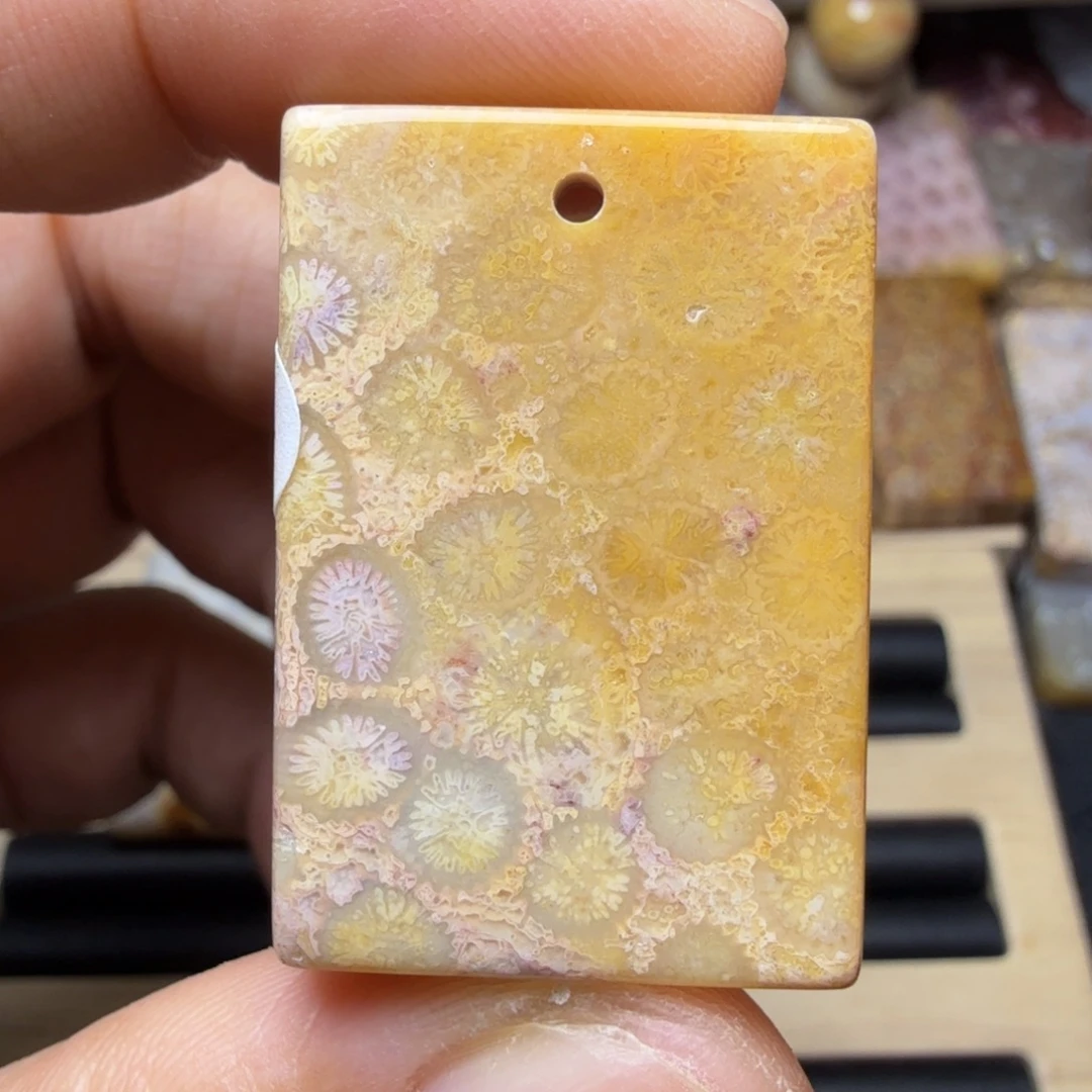 硅化玉未镶嵌纯天然色有机玉石保真色无珠无绳不退换