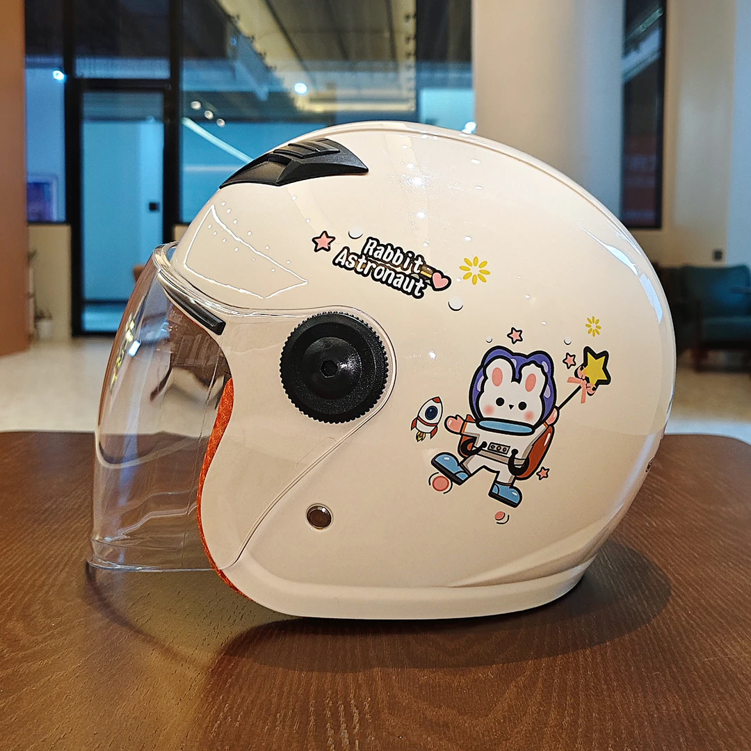 3c认证冬季电动车头盔儿童保暖安全帽装备防风电瓶车半盔女款头盔