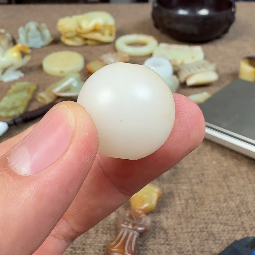 和田玉（糖玉）未镶嵌珠宝半成品