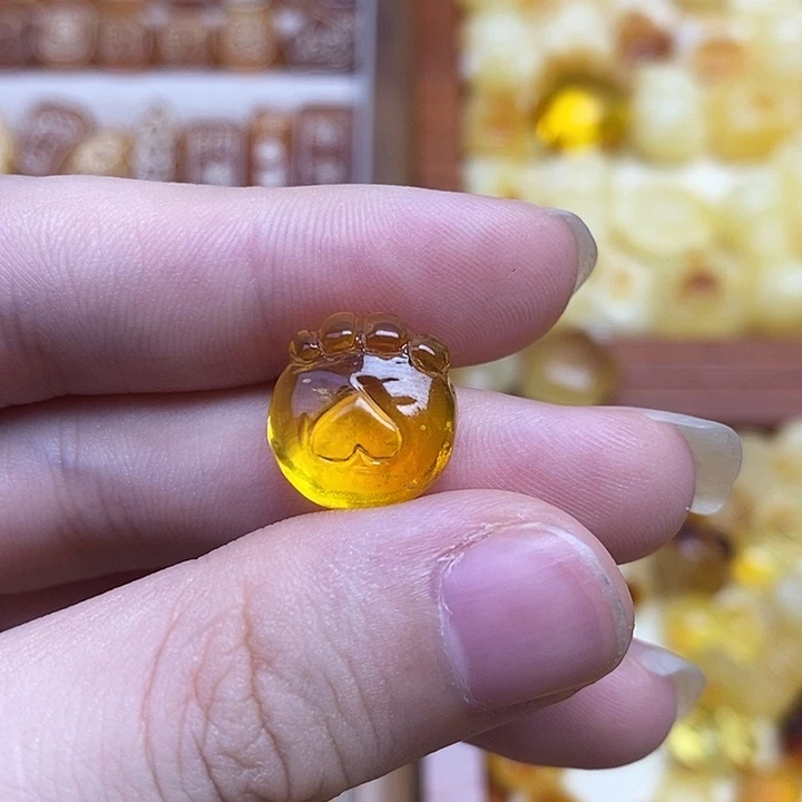 吊坠橄榄核小猫抓