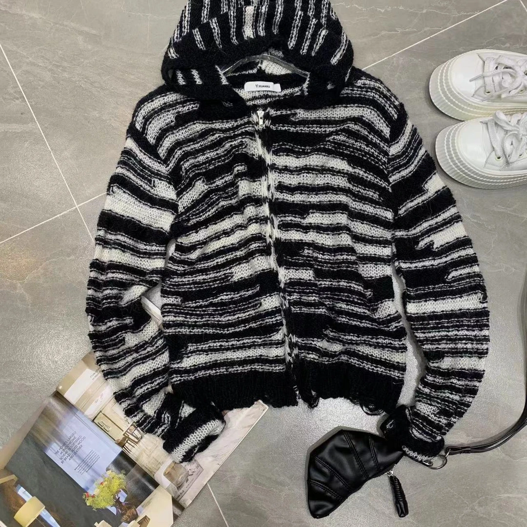 Z.X 撞色条纹连帽毛衣开衫 1016（A4↑）