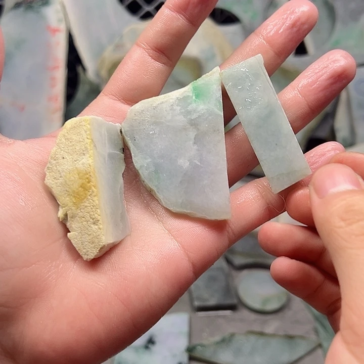 翡翠未镶嵌颈饰纯天然缅甸翡翠