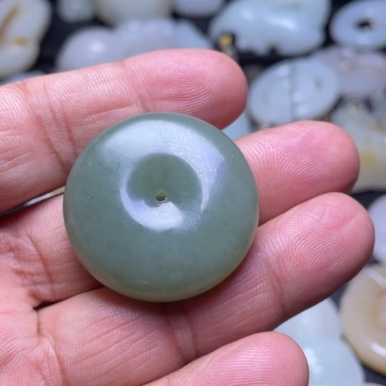 未镶嵌和田玉挂件