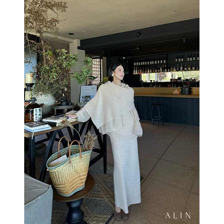阿琳ALIN【松间鸢语】全羊毛披肩式针织套装高级慵懒毛衣女AL5HZZ19