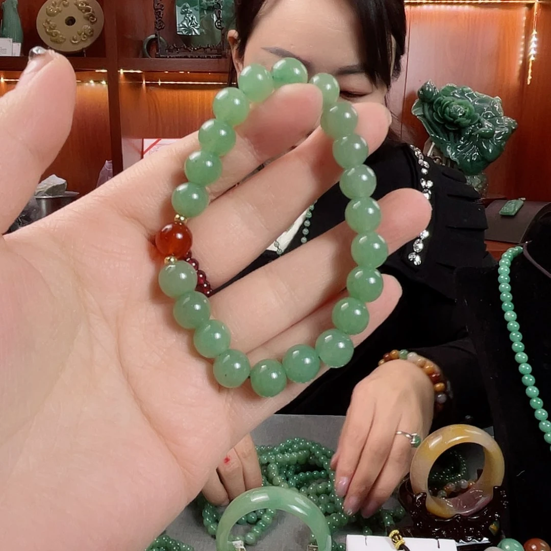 密玉（石英质玉）颈饰未镶嵌