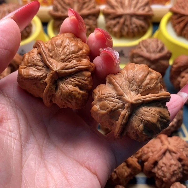 把件文玩核桃三角蛙蛤蟆头三棱 全品38