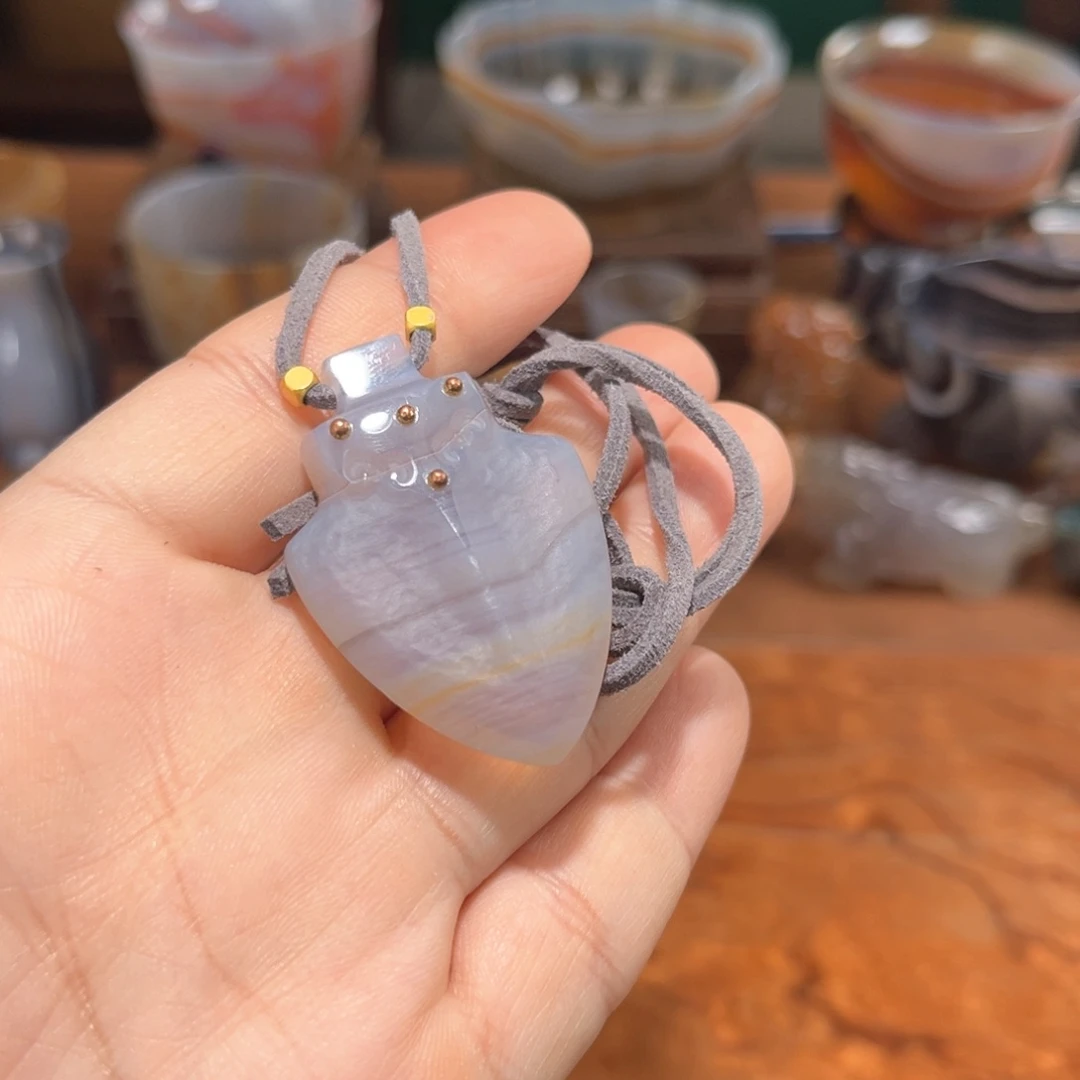 玛瑙/玉髓吊坠合金