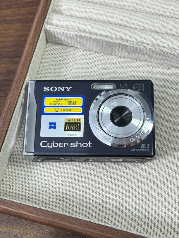 9新 Sony/索尼 w90 黑色 复古ccd数码相机学生便携摄影