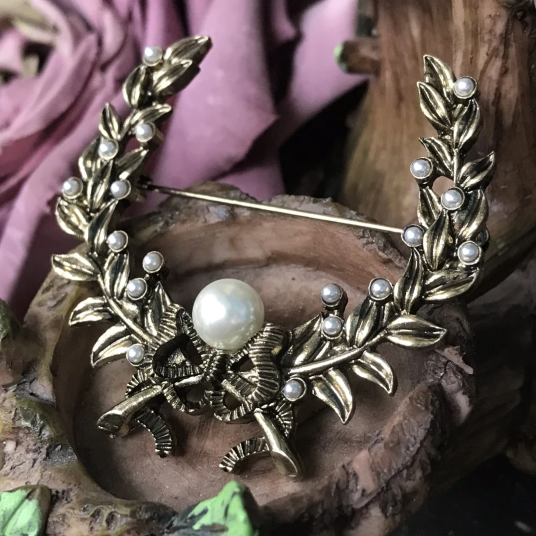 铜合金琉璃胸针 胸针