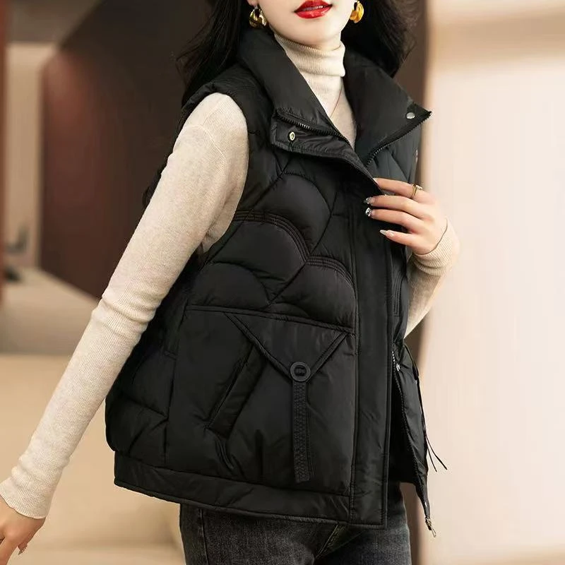 外穿无袖女冬季女士马甲网红短款马夹洋气加厚保暖显瘦时尚百搭