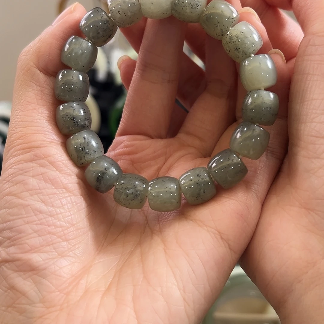 和田玉未镶嵌戒指