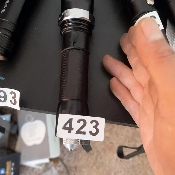 激光灯珠手电强光423