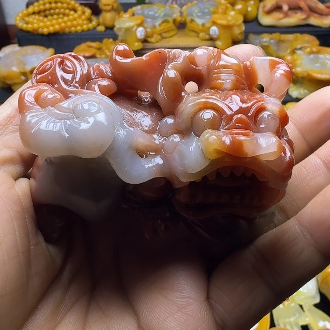 石英质玉（黄龙玉）未镶嵌手玩件