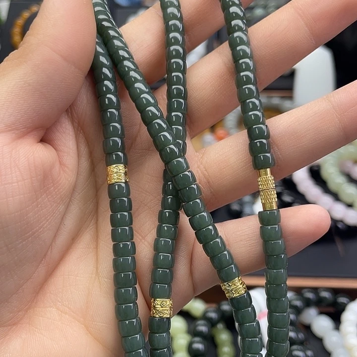 和田玉未镶嵌手串