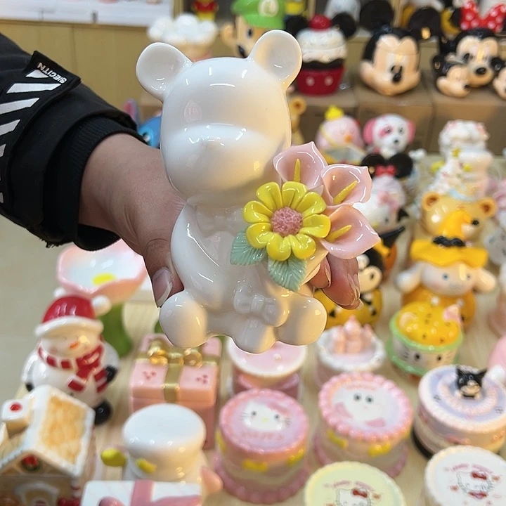 摆件陶瓷等行业的产品出口到世界