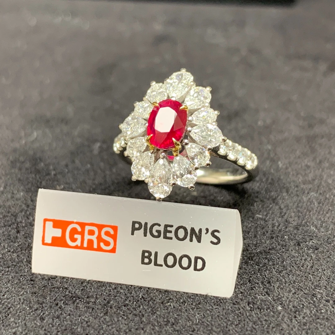 1.1克拉GRS无烧缅甸抹谷鸽血红戒指