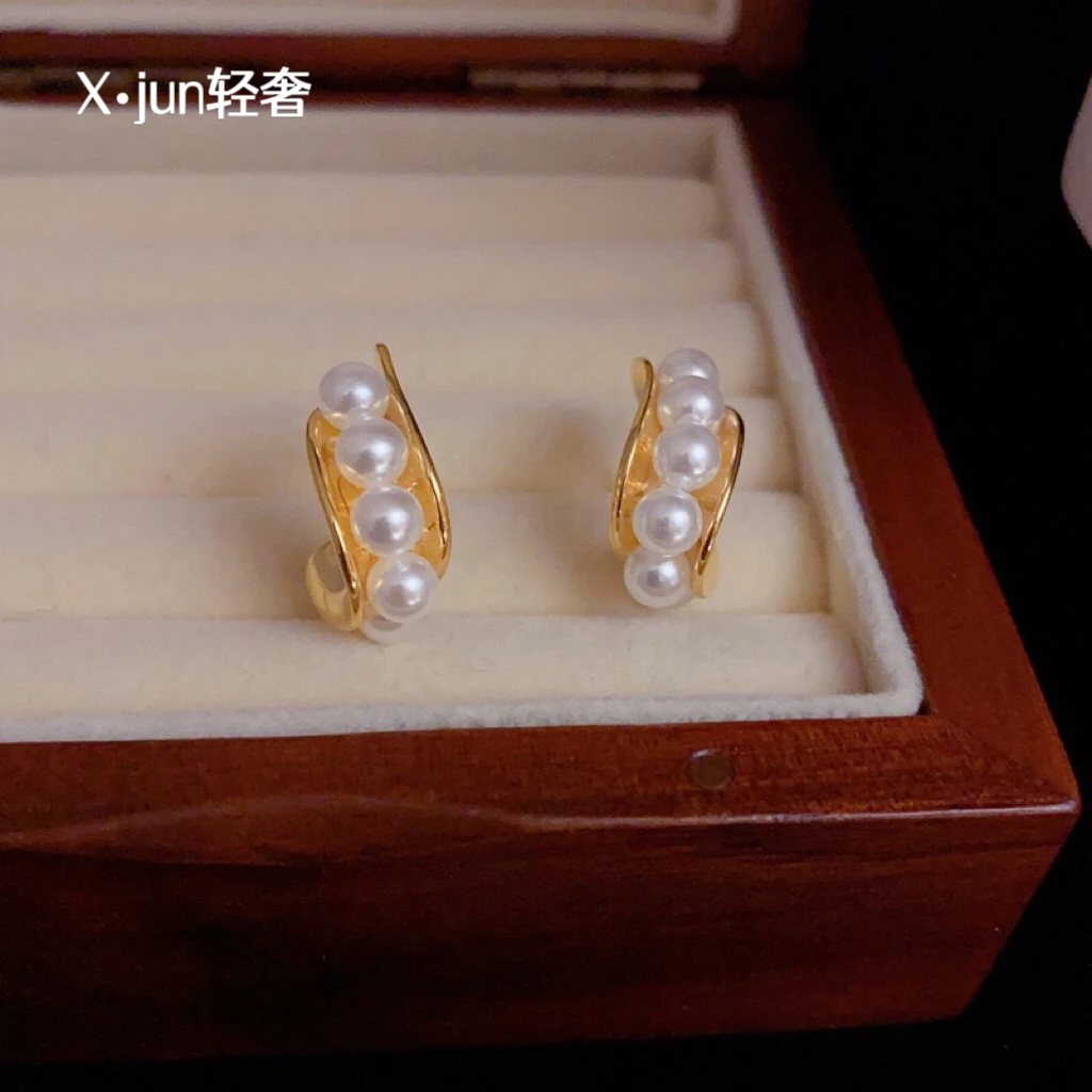 铜合金耳饰 法式优雅复古金属珍珠C形耳环925银针小众设计感耳饰