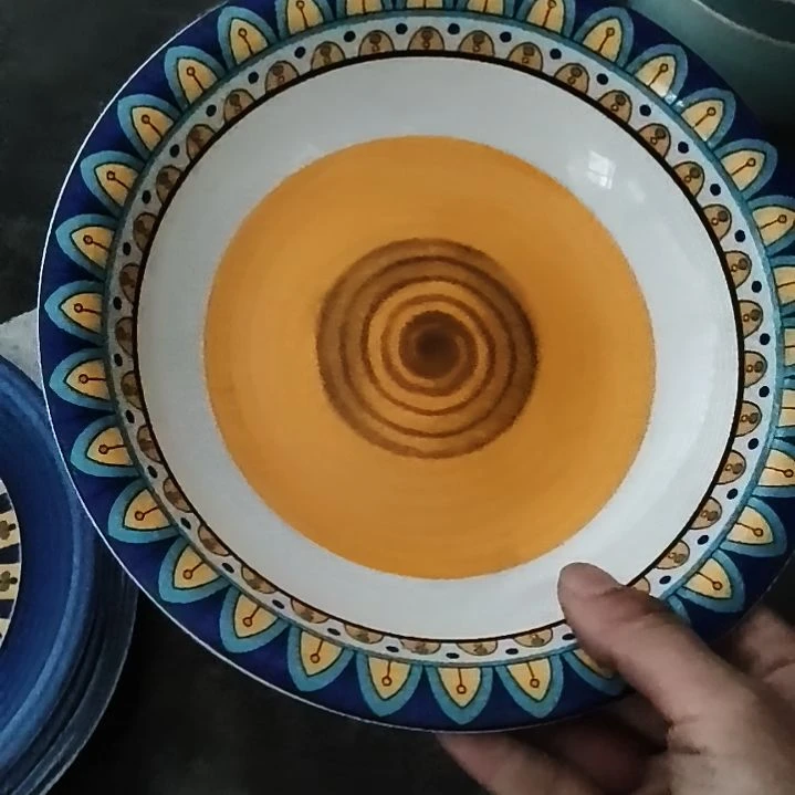 陶瓷盘子碗啥都有