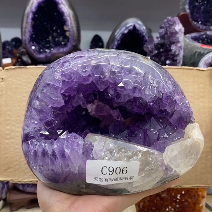 未镶嵌水晶大型摆件（非配饰）